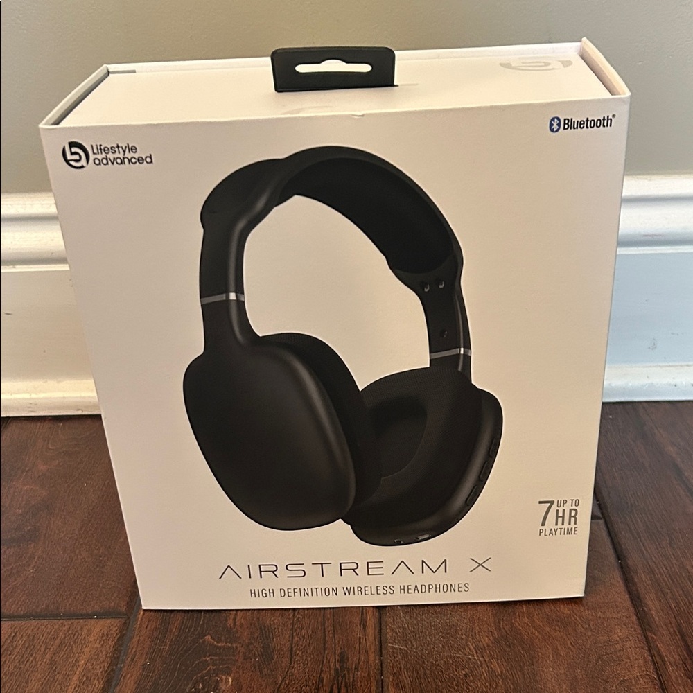 BRAND NEW IN BOX Airstream X Wireless Headphones